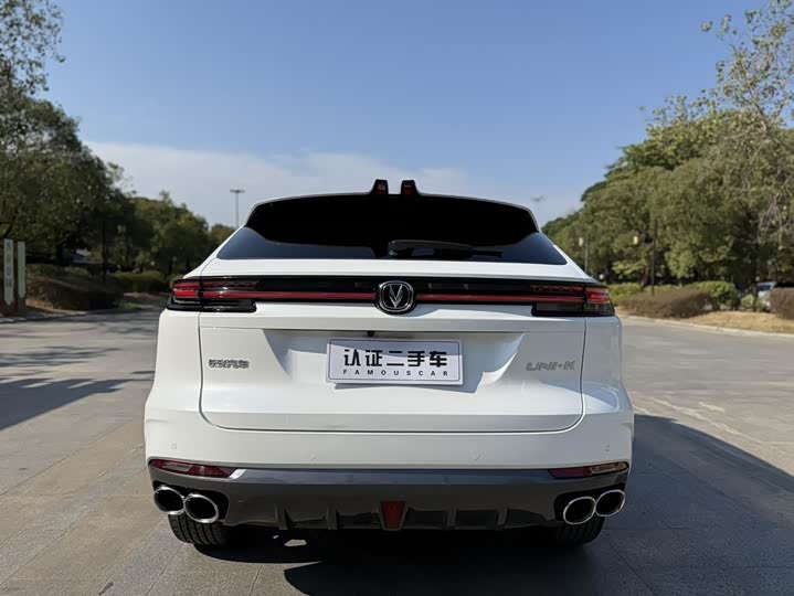 Changan UNI-K 2021 2021款 2.0T 尊贵型