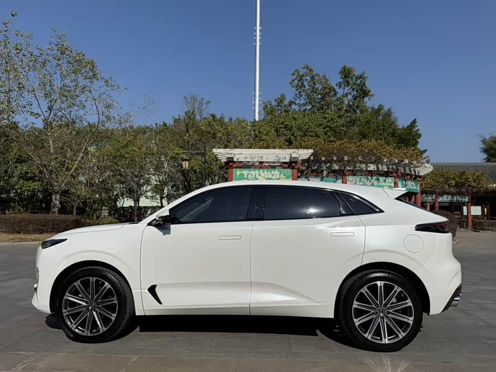 Changan UNI-K 2021 2021款 2.0T 尊贵型