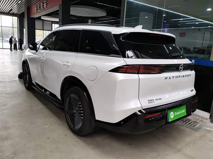 Nissan Pathfinder 2024 2024款 380VC-TURBO 四驱智尊版 6座