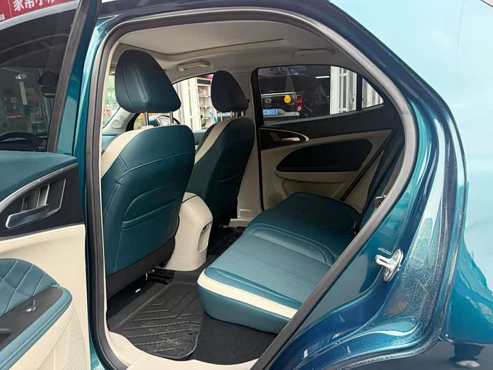 Ora Good Cat (03) 2023 2023款 401km标准续航 尊荣型 磷酸铁锂