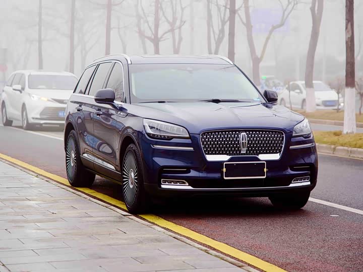 Lincoln Aviator 2022 2022款 3.0T V6 四驱尊享版