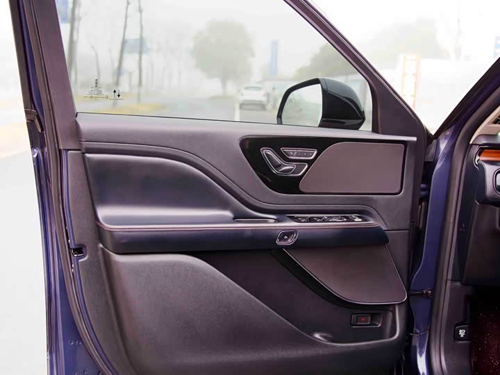 Lincoln Aviator 2022 2022款 3.0T V6 四驱尊享版