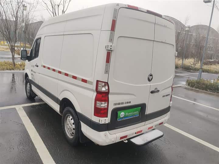 Foton Tuyano 2023 2023款 2.0T自动都市版短轴中顶后单胎3座