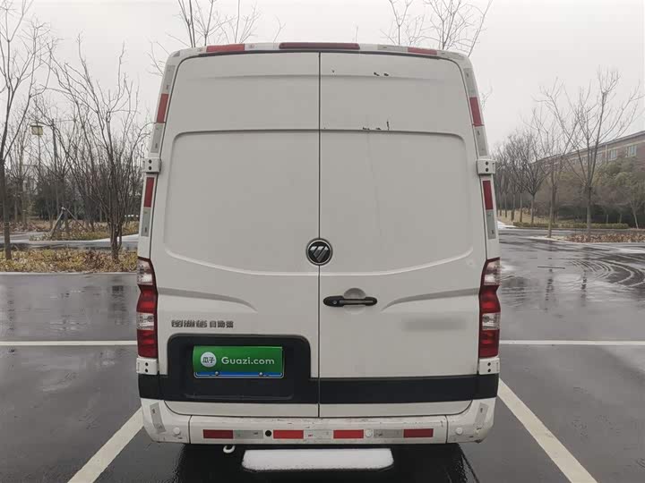 Foton Tuyano 2023 2023款 2.0T自动都市版短轴中顶后单胎3座