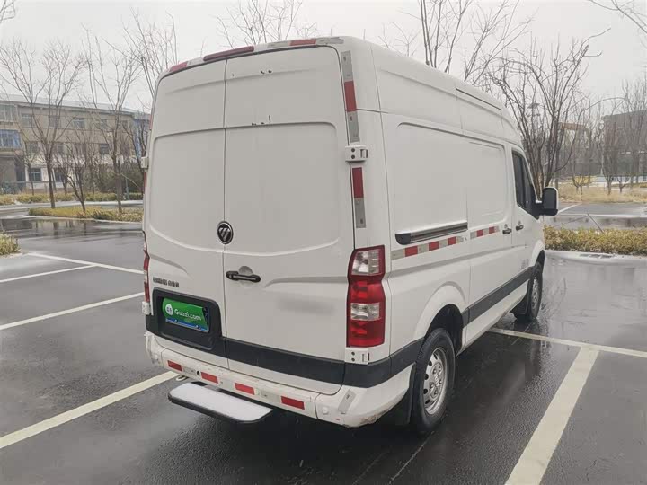 Foton Tuyano 2023 2023款 2.0T自动都市版短轴中顶后单胎3座