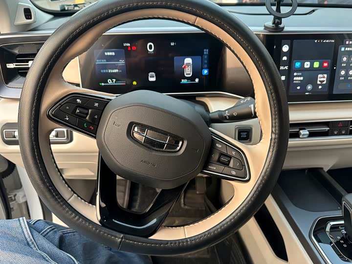 Geely Icon 2023 2023款 1.5TD 巧克力醇巧版