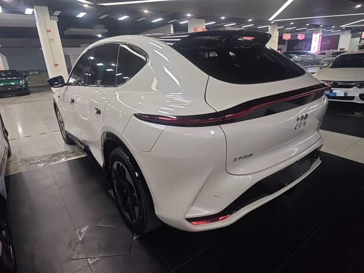 IM motors LS7 2023 2023款 77kWh Urban Fit Pro后驱版