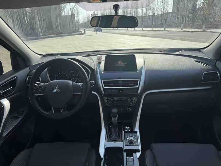 Mitsubishi Eclipse Cross 2021 2021款 1.5T CVT四驱真我版