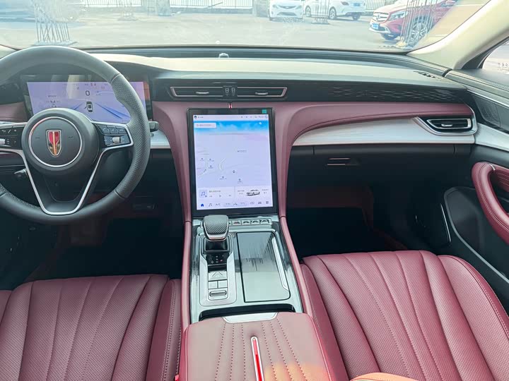 Hongqi H5 2025 2025款 2.0T 自动旗畅版