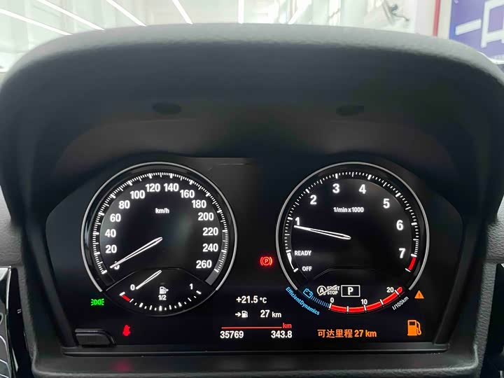 BMW 1 Series 2023 2023款 120i M运动曜夜版