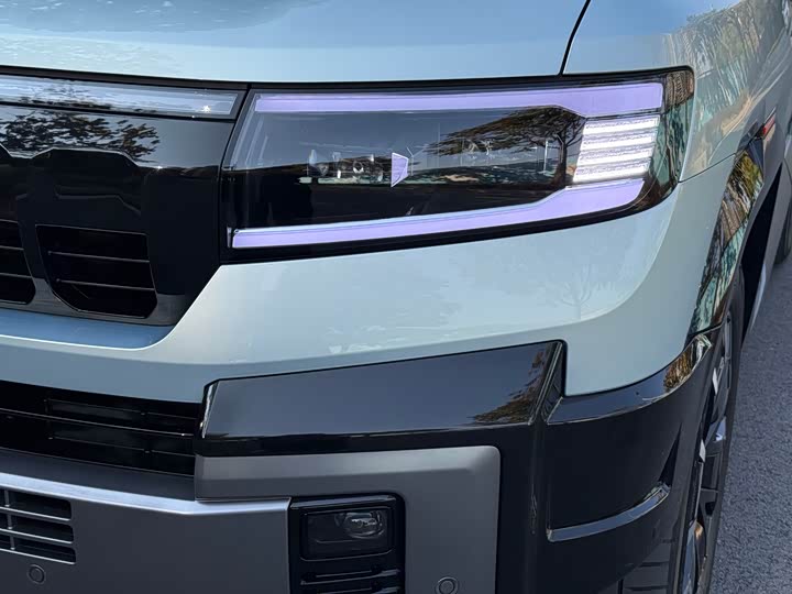 BYD FangChengBao Leopard 8 2025 2025款 智勇旗舰版 7座