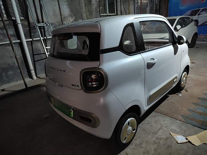 Bestune Pony 2026 2026款 222km 炫彩马