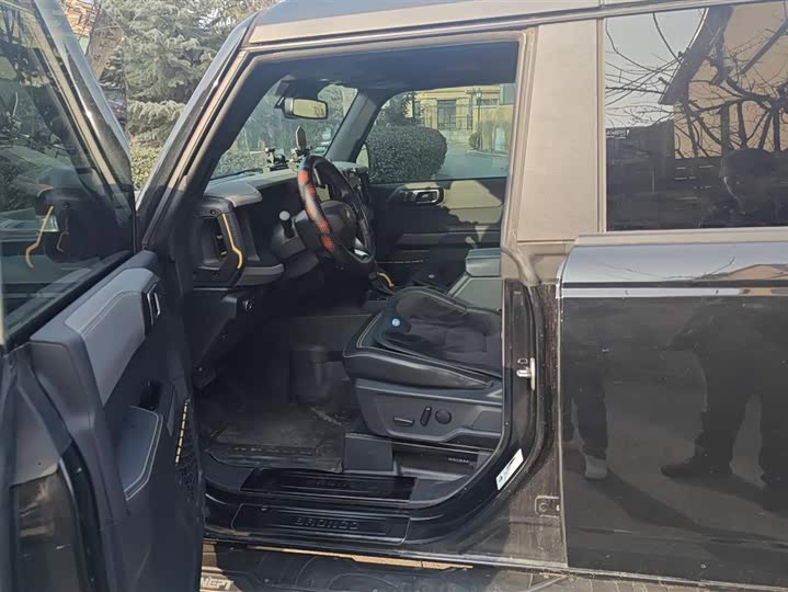 Ford Bronco 2024 2024款 2.3T 荒地