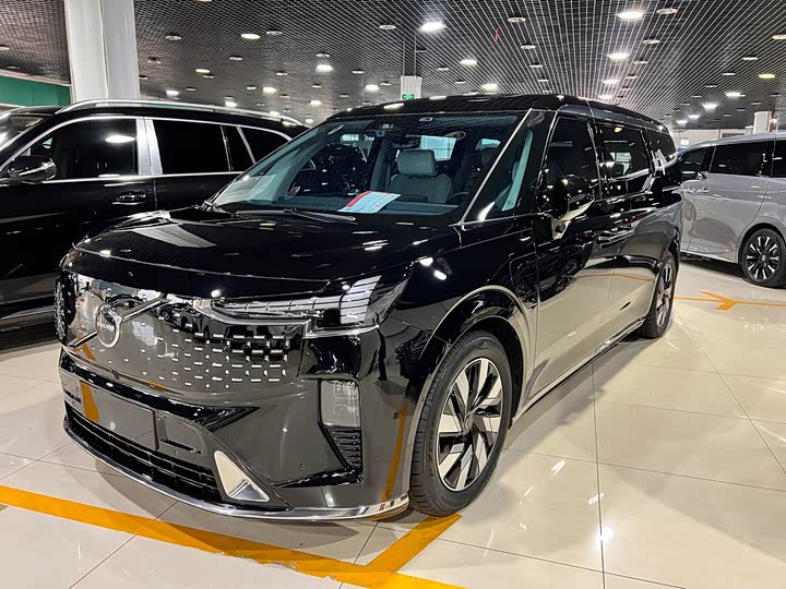 Volvo EM90 2025 2025款 Ultra 六座