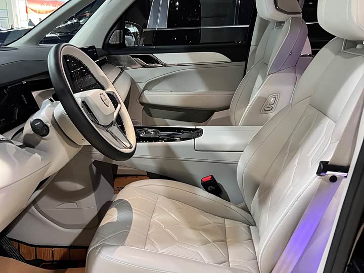 Volvo EM90 2025 2025款 Ultra 六座