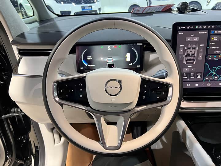 Volvo EM90 2025 2025款 Ultra 六座