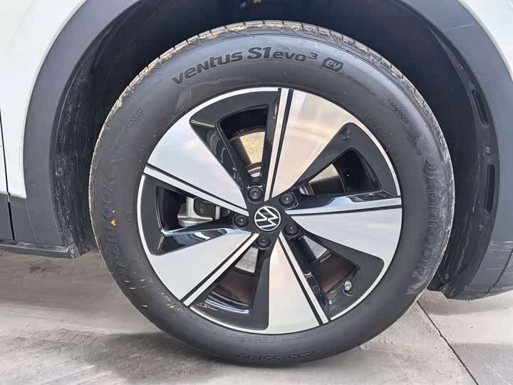 2025 Volkswagen ID.4 X