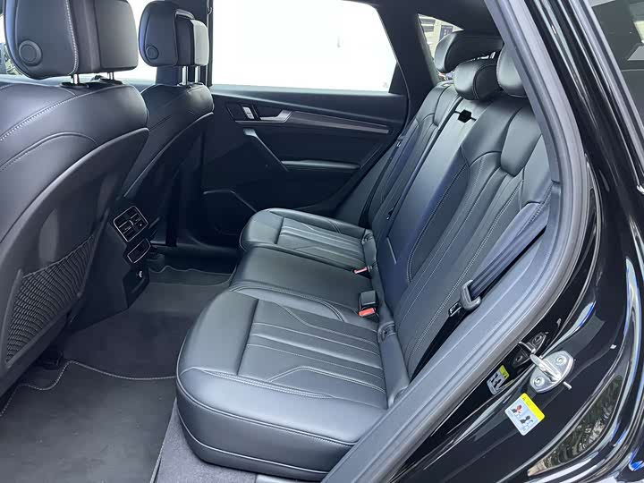 Audi Q5L 2025 2025款 40 TFSI 豪华动感型