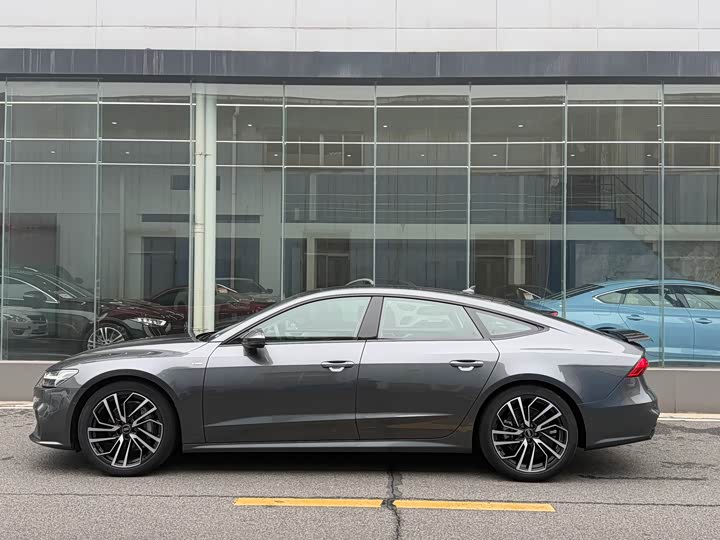 Audi A7 2025 2025款 45 TFSI 臻选型