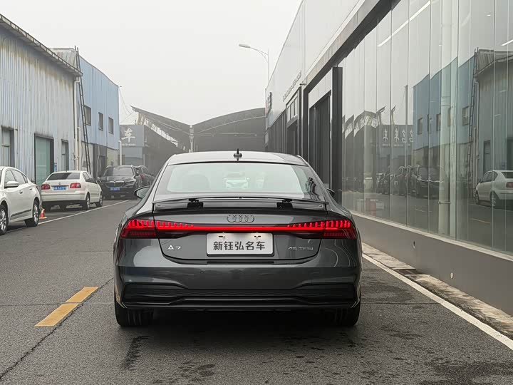 Audi A7 2025 2025款 45 TFSI 臻选型