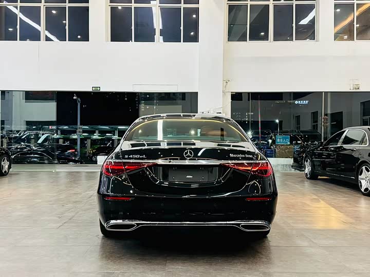 Mercedes-Benz S-Class Hybrid 2023 2023款 S 450 e L 插电式混合动力轿车