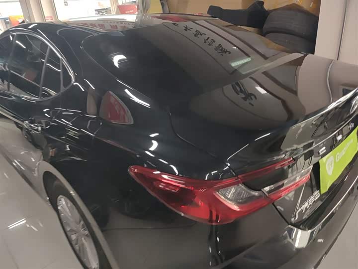 Toyota Camry 2024 2024款 双擎 2.0HGVP 豪华版