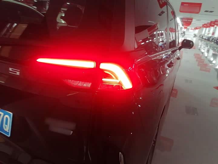 Maxus G50 2023 2023款 PLUS 1.5T 自动巡航版