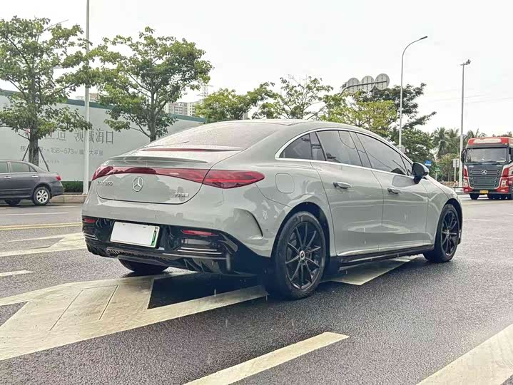 Mercedes-Benz EQE 2022 2022款 350 先锋版