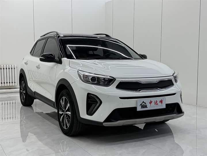 Kia KX1 2021 2021款 1.4L CVT趣享天窗款