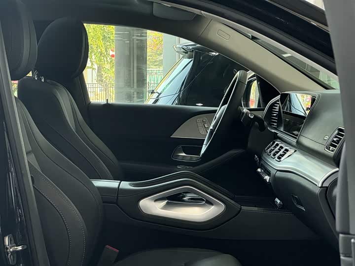 Mercedes-Benz GLE-Class Coupe 2025 2025款 GLE 350 4MATIC 轿跑SUV 豪华型