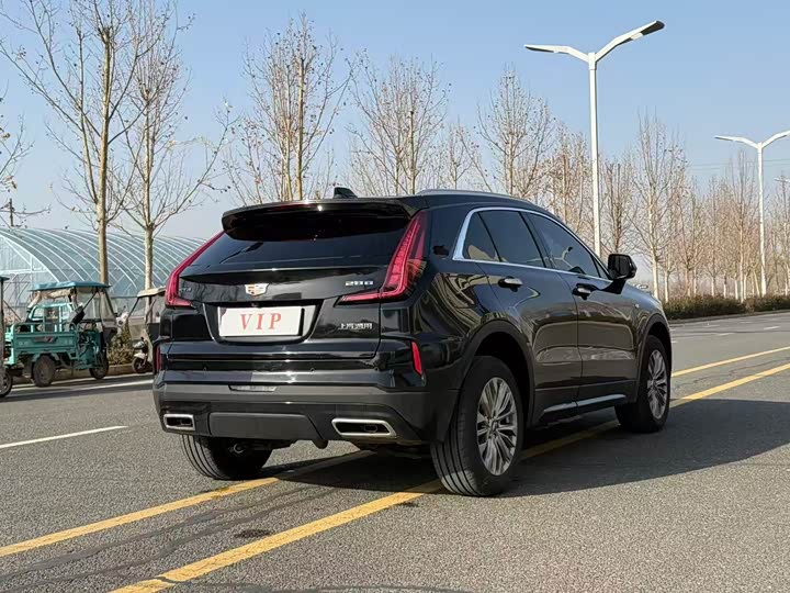 Cadillac XT4 2024 2024款 28T 两驱豪华型