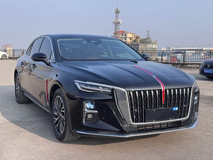 2025 Hongqi H5