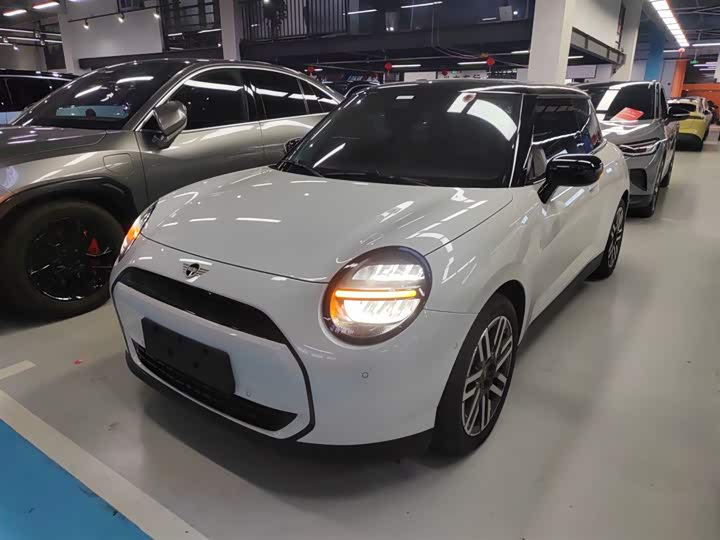 Mini Cooper 2025 2025款 456km COOPER E 经典派