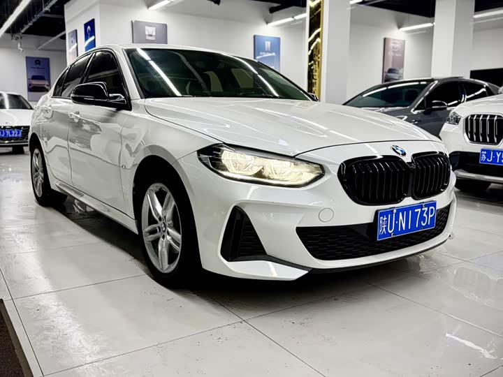 BMW 1 Series 2023 2023款 120i M运动曜夜版