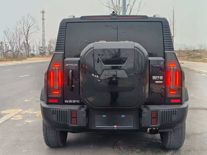 Jetour T2 2025 2025款 2.0TD XWD 自动征服