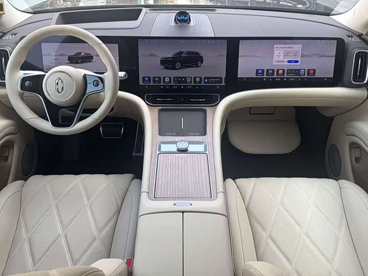 Aito M9 2025 2025款 增程 Ultra版 52kWh 6座版