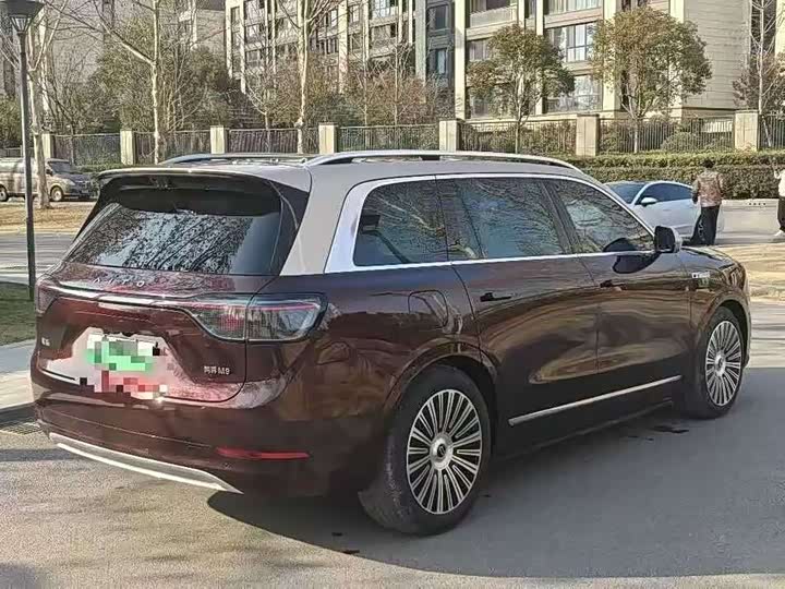 Aito M9 2025 2025款 增程 Ultra版 52kWh 6座版