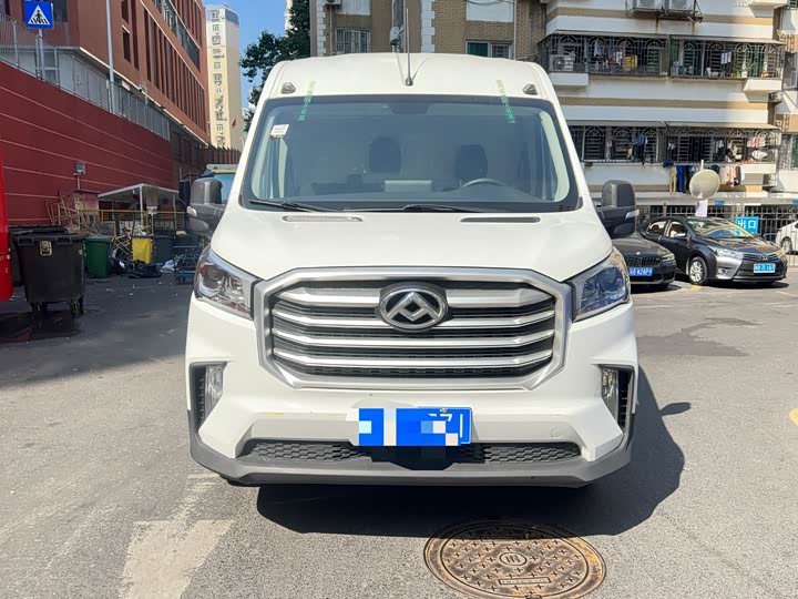 Maxus V90 2022 2022款 2.0T自动VAN后驱加长轴高顶后双胎3座