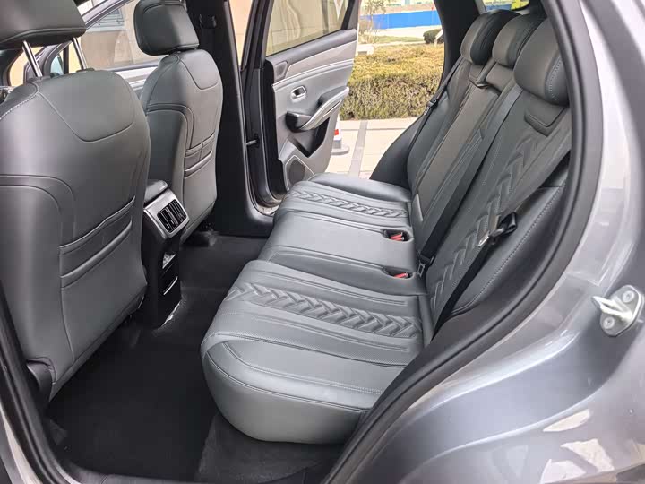 BYD Song L DM-i Hybrid 2025 2025款 智驾版 112km 超越型