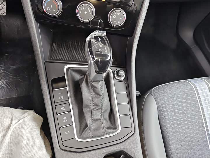 Volkswagen Sagitar L 2025 2025款 改款 200TSI DSG飞越版