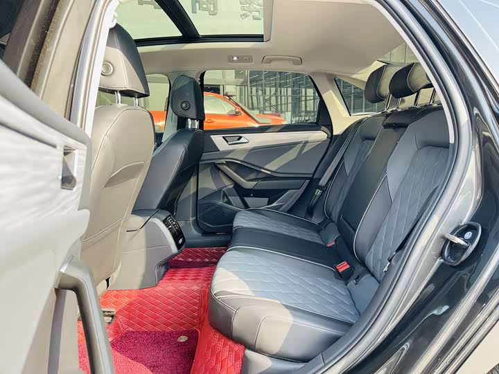 Volkswagen Sagitar L 2024 2024款 300TSI DSG超越版