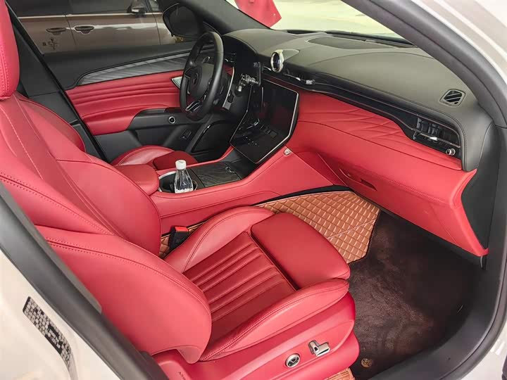 Maserati Grecale 2023 2023款 2.0T GT