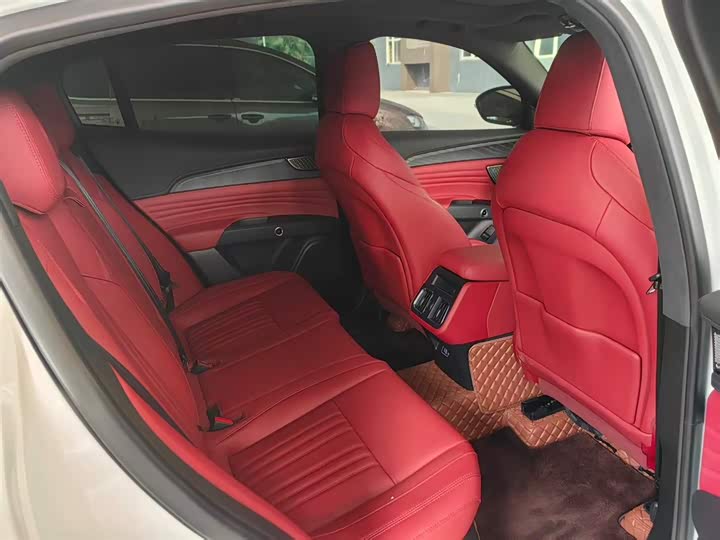 Maserati Grecale 2023 2023款 2.0T GT