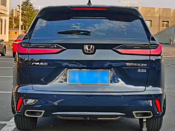 Honda Breeze 2025 2025款 240TURBO 两驱豪华版 5座