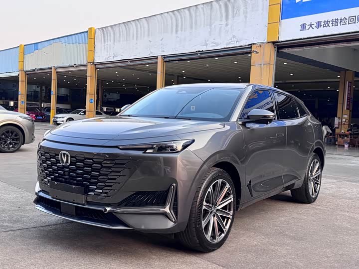 Changan UNI-K 2021 2021款 2.0T 全轮驱动尊贵型