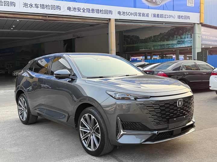 Changan UNI-K 2021 2021款 2.0T 全轮驱动尊贵型