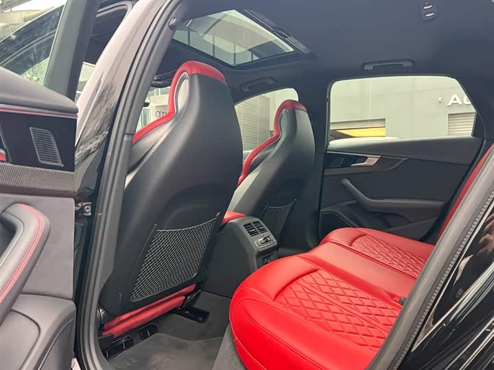 Audi S4 2024 2024款 S4 3.0TFSI