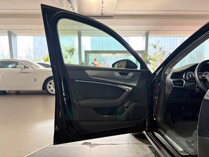 Audi A6 2024 2024款 allroad quattro 55 TFSI 尊享越野型