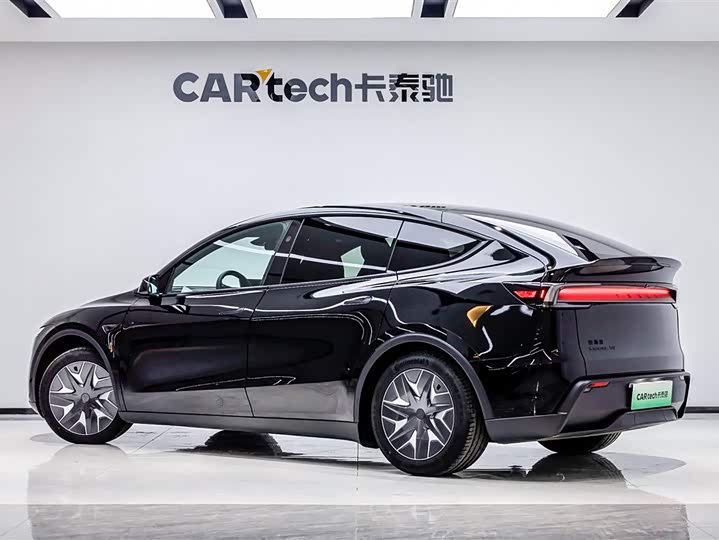 Tesla Model Y 2025 2025款 长续航全轮驱动版