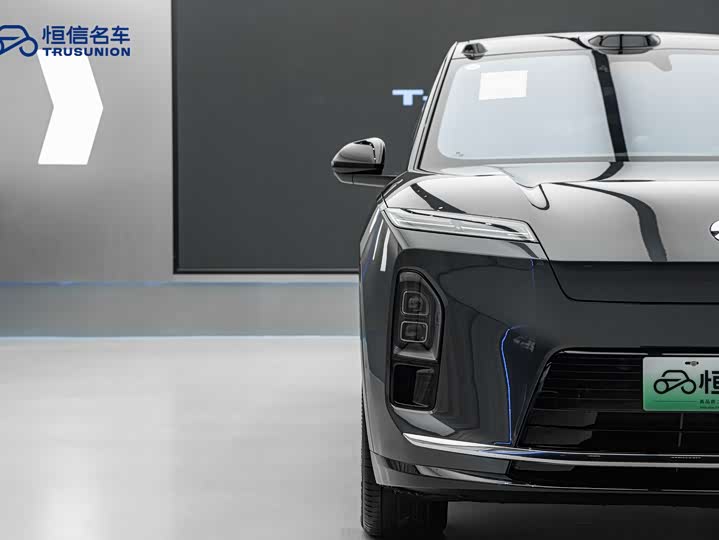 Nio ES8 2026 2026款 六座行政豪华版